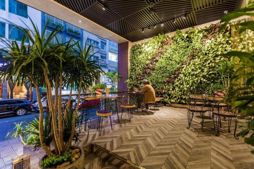 Sunflower Cbq Hotel Ho Şi Min Exterior foto